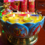 ä�ɸ���ʦ���ǵ�����ӭ��������������ǰ��