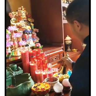 ä�ɸ���ʦ�ӳַ�������ӭ��