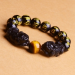 ����ʯ����������ʿ�ִ�Ů������������