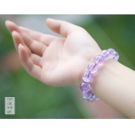 ��ɫˮ������Ů��������Ʒʱ����Ʒ