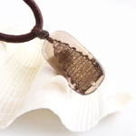 ä�ɸ���ʦ�ӳֱ��ֺ���ʯ�Ĳ�����׹��׹