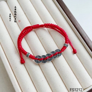 W ������۱Һ���������Ů�������ֹ���֯�ɵ���